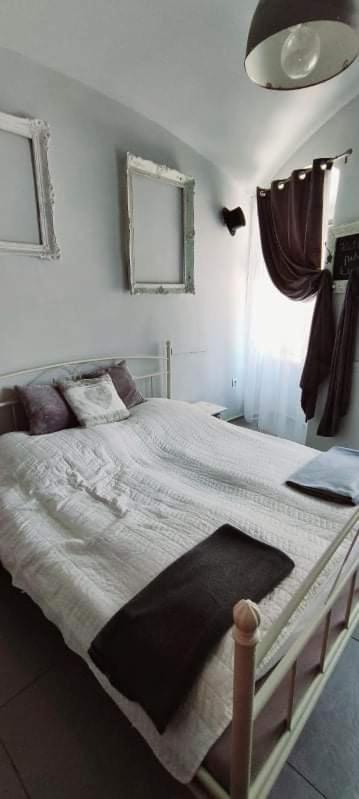 Godot Apartman Miskolc Bagian luar foto