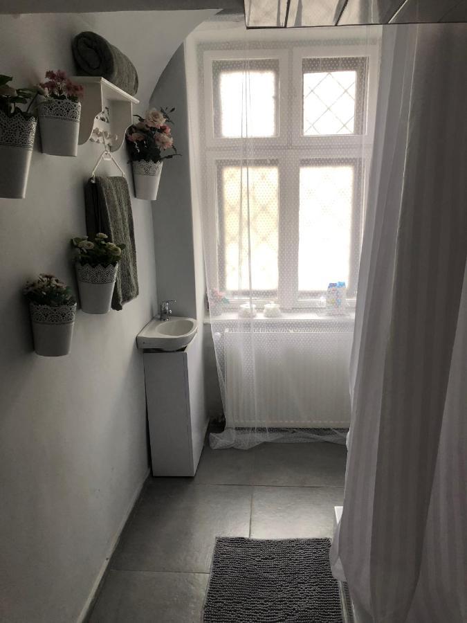Godot Apartman Miskolc Bagian luar foto